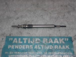 Used Glow plug BMW 5 serie (F10) 530d 24V Price on request offered by "Altijd Raak" Penders
