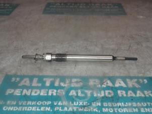 Used Glow plug BMW 5 serie (F10) 530d 24V Price on request offered by "Altijd Raak" Penders