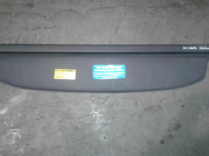 Luggage compartment cover from a Toyota Corolla 2005