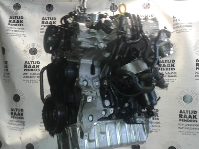 Engine Volkswagen Golf - 032299 CJS - 