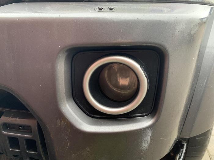 Fog light, front left from a Land Rover Discovery IV (LAS) 3.0 TD V6 24V 2015
