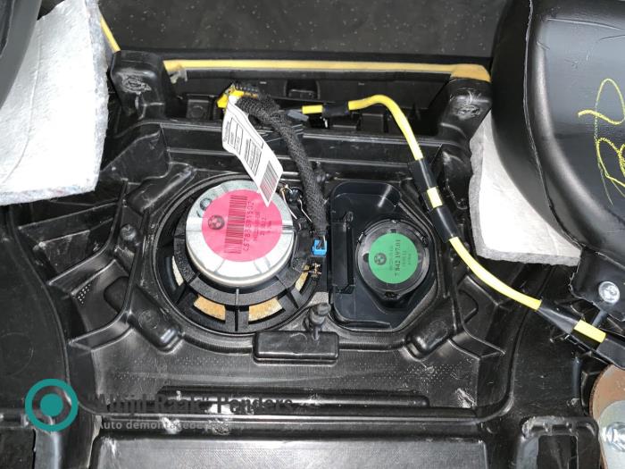 Instrumentbräda från en BMW X5 (F15) M50d 3.0 24V 2012
