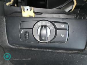 Instrumentbräda från en BMW X5 (F15) M50d 3.0 24V 2012