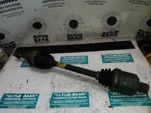 Used Front drive shaft, left Opel Zafira (F75) 2.0 16V Turbo OPC Price on request offered by "Altijd Raak" Penders