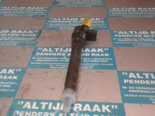 Used Injector (diesel) Mercedes CLK Price on request offered by "Altijd Raak" Penders