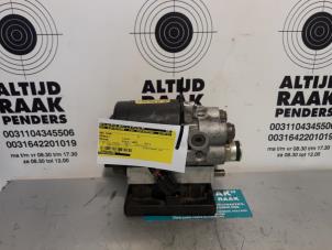 Used ABS pump Renault Megane (BA/SA) 1.6i Price on request offered by "Altijd Raak" Penders