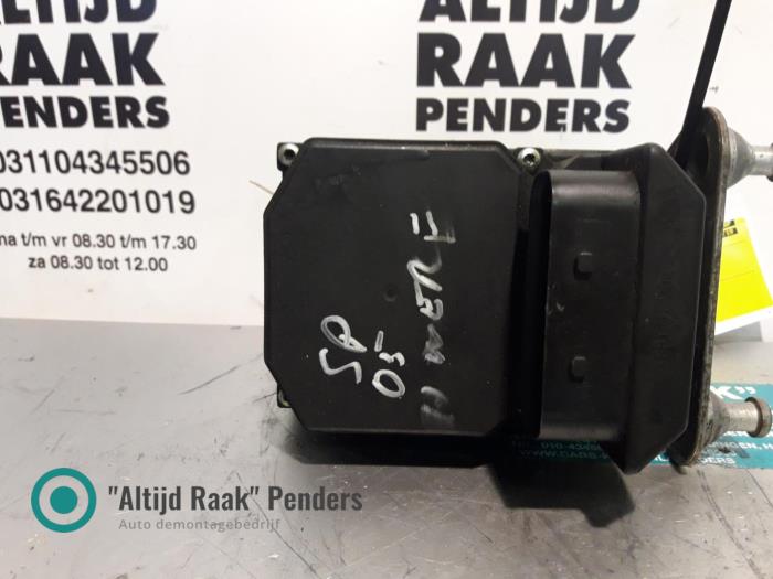 Usagé Pompe ABS Mercedes Sprinter 2t (901/902) 208 CDI 16V Prix sur demande proposé par "Altijd Raak" Penders