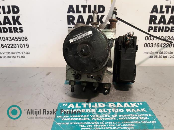 Used ABS pump Chrysler Voyager/Grand Voyager (RG/RS) 2.8 CRD 16V Autom. Price on request offered by "Altijd Raak" Penders