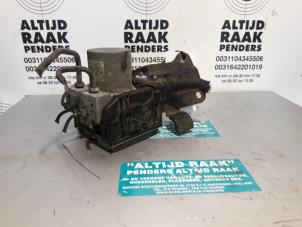 Usagé Pompe ABS Hyundai Santa Fe II (CM) 2.2 CRDi 16V 4x2 Prix sur demande proposé par "Altijd Raak" Penders