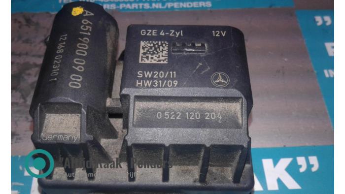 Glow plug relay Mercedes Sprinter A6519000900