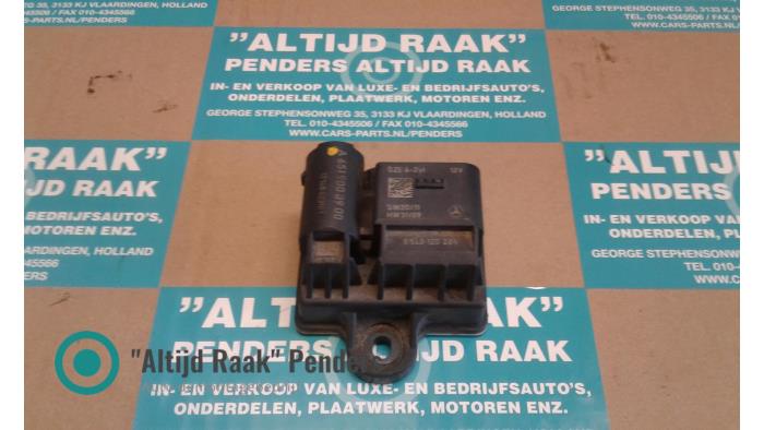 Glow plug relay Mercedes Sprinter A6519000900