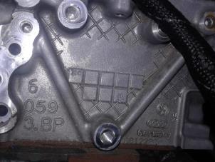 Used Cylinder head Audi Q7 Price on request offered by "Altijd Raak" Penders