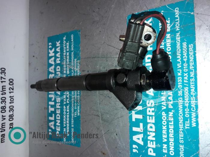 Usagé Injecteurs Toyota Auris Prix sur demande proposé par "Altijd Raak" Penders