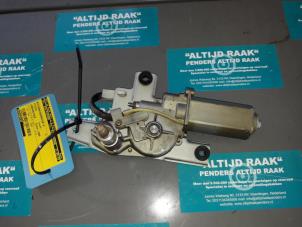 Used Rear wiper motor Toyota Landcruiser Price on request offered by "Altijd Raak" Penders