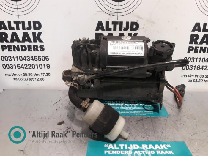 Begagnade Luftpump (fjädring) Mercedes E-Klasse Pris på förfrågan erbjuds av "Altijd Raak" Penders
