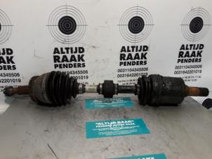 Used Front drive shaft, left Hyundai Santafe Price on request offered by "Altijd Raak" Penders