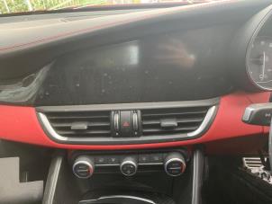 Used Navigation display Alfa Romeo Giulia (952) 2.9 Bi-Turbo V6 24V Quadrifoglio Verde Price on request offered by "Altijd Raak" Penders