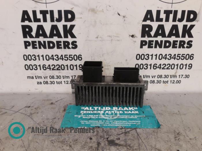 Usagé Ordinateur refroidisseur Renault Master Prix sur demande proposé par "Altijd Raak" Penders