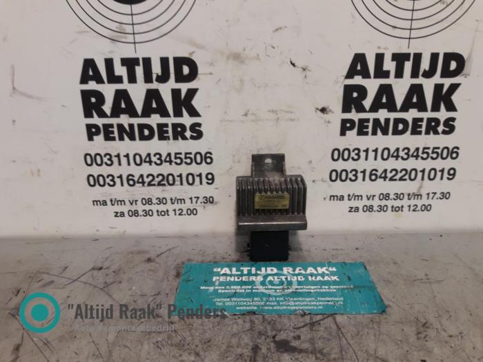 Usagé Ordinateur refroidisseur Renault Master Prix sur demande proposé par "Altijd Raak" Penders