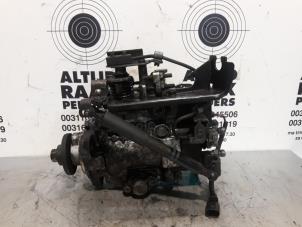 Usados Bomba de diésel Volkswagen Transporter Precio de solicitud ofrecido por "Altijd Raak" Penders