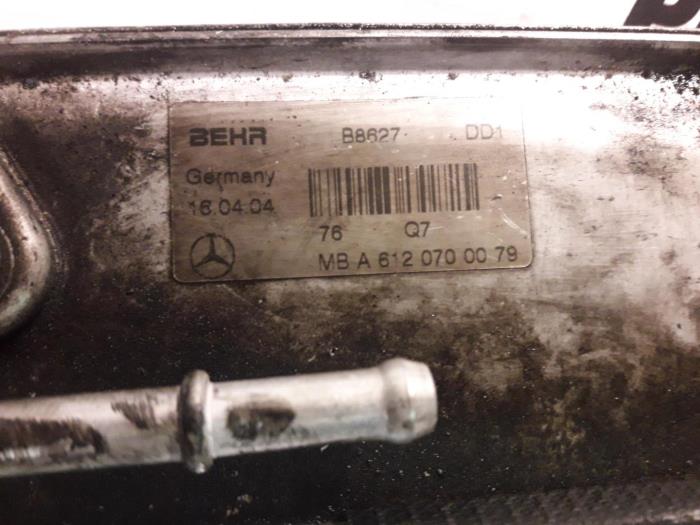 Refrigerador de combustible de un Mercedes C-Klasse 2004