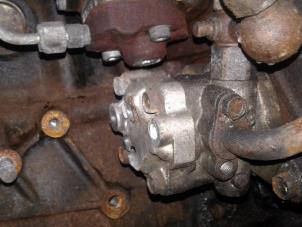 Used Power steering pump Nissan X-Trail Price on request offered by "Altijd Raak" Penders