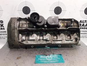 Used Rocker cover Mercedes Sprinter Price on request offered by "Altijd Raak" Penders