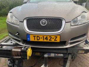 Used Grille strip Jaguar XF (CC9) 3.0 D V6 24V Price on request offered by "Altijd Raak" Penders