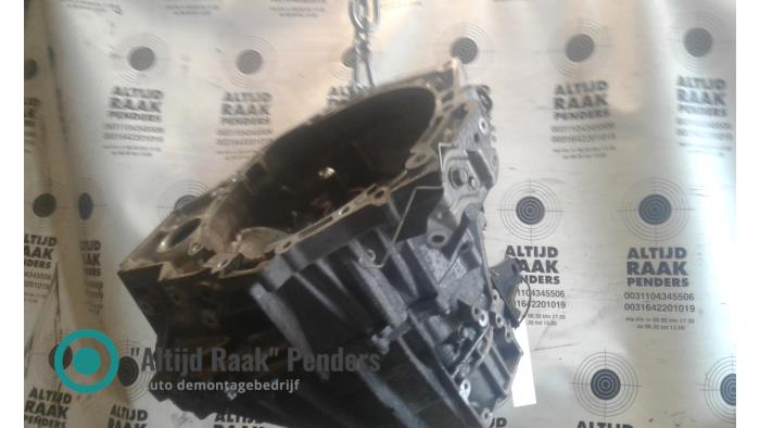 Gebrauchte Getriebe Toyota FJ Cruiser (GSJ15) 4.0 V6 24V 4x2 Preis auf Anfrage angeboten von "Altijd Raak" Penders