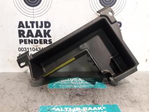 Used Tool box BMW X5 (F15) M50d 3.0 24V Price on request offered by "Altijd Raak" Penders