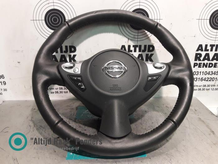 Gebrauchte Lenkrad Nissan Juke Preis auf Anfrage angeboten von "Altijd Raak" Penders