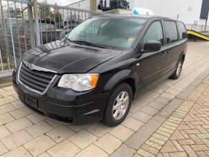 Used Wing mirror, left Chrysler Voyager/Grand Voyager (RG) 2.8 CRD 16V Grand Voyager Price on request offered by "Altijd Raak" Penders