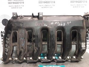 Used Intake manifold BMW X6 Price on request offered by "Altijd Raak" Penders