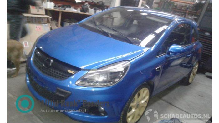 Gebrauchte Getriebe Opel Corsa III 1.6 16V VXR Turbo Preis auf Anfrage angeboten von "Altijd Raak" Penders
