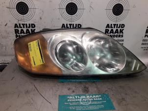 Used Headlight, right Hyundai Coupe Price on request offered by "Altijd Raak" Penders