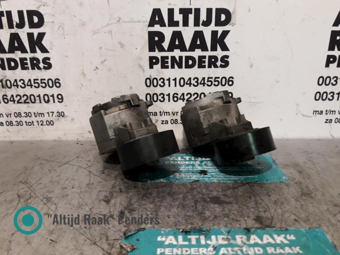Usados Rodillo tensor correa múltiple Saab 9-5 Precio de solicitud ofrecido por "Altijd Raak" Penders