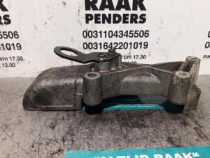Used Timing cover Renault Master Price on request offered by "Altijd Raak" Penders