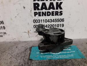 Used V belt tensioner Renault Master Price on request offered by "Altijd Raak" Penders