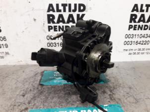 Used Diesel pump Volvo V50 (MW) Price on request offered by "Altijd Raak" Penders