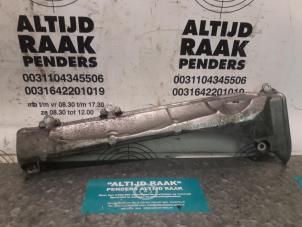 Used Rocker cover Mercedes S-Klasse Price on request offered by "Altijd Raak" Penders