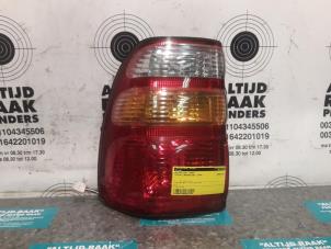 Gebrauchte Rücklicht links Toyota Land Cruiser 100 (J10) 4.2 TDI 100 24V Preis auf Anfrage angeboten von "Altijd Raak" Penders
