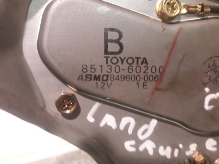 Moteur essuie-glace arrière d'un Toyota Land Cruiser (J12) 3.0 D-4D 16V 2005