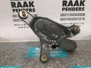 Used Rear wiper motor Toyota Land Cruiser (J12) 3.0 D-4D 16V Price on request offered by "Altijd Raak" Penders