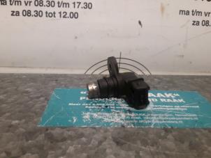 Used Camshaft sensor Toyota Yaris II (P9) 1.4 D-4D Price on request offered by "Altijd Raak" Penders