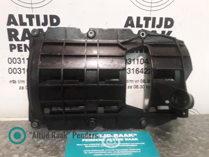 Gebrauchte Ölfilter Deckel Mercedes ML II (164/4JG) 3.5 350 4-Matic V6 24V Preis auf Anfrage angeboten von "Altijd Raak" Penders