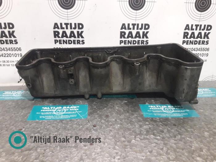 Gebrauchte Ventildeckel Mercedes MB 100D (631/643) MB 100D Preis auf Anfrage angeboten von "Altijd Raak" Penders