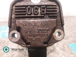 Oljenivåsensor från en Audi A3 (8P1) 2.0 16V TFSI 2008