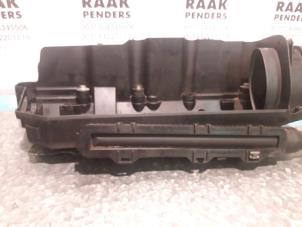 Used Rocker cover BMW 3 serie (E90) 320d 16V Price on request offered by "Altijd Raak" Penders