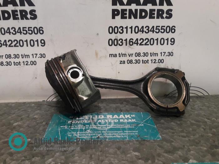 Usagé Piston Mercedes E (C207) E-350 CGI V6 24V Prix sur demande proposé par "Altijd Raak" Penders