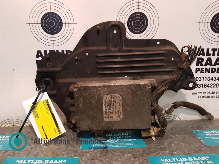 Begagnade Telefonmodul Jaguar S-type (X200) 2.5 V6 24V Pris på förfrågan erbjuds av "Altijd Raak" Penders